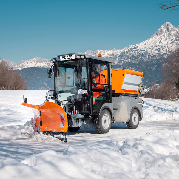 MC 130 Комунальна машина Karcher