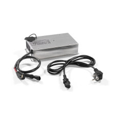 Зарядний пристрій Comac