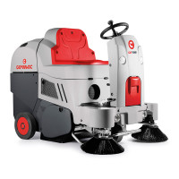 Comac CS700 H Підмітальна машина з місцем оператора