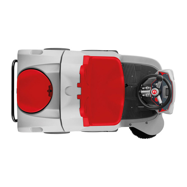 Comac CS700 H Підмітальна машина з місцем оператора