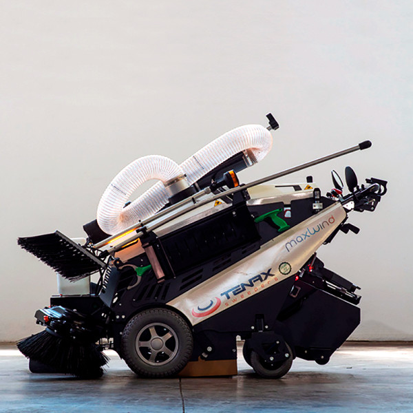 Maxwind Підмітальна машина з електроприводом Tenax